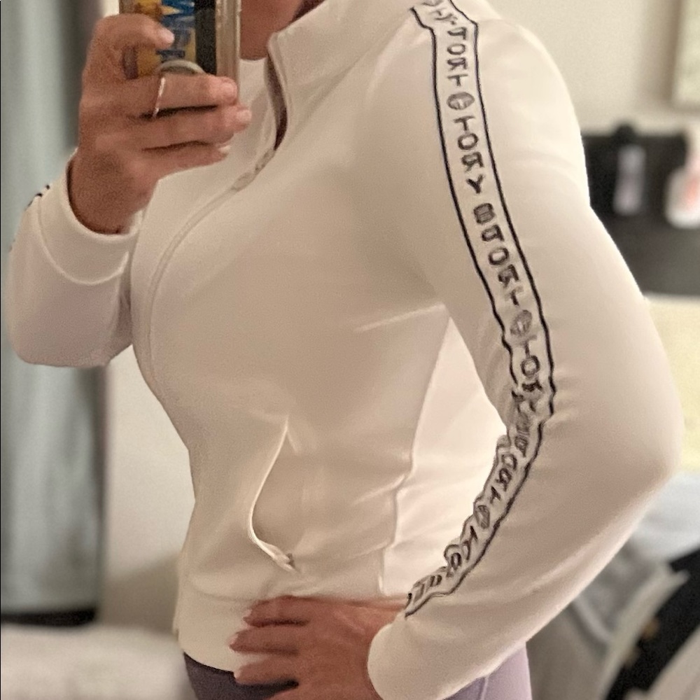 ❤️White Tory sport zip up sweater with pockets ❤️